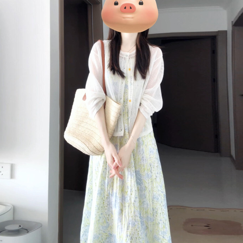 2026 New Early Spring Green Spaghetti Strap Floral Dress for Petite Women, Korean Style Outfit, Complete Set Long Dress