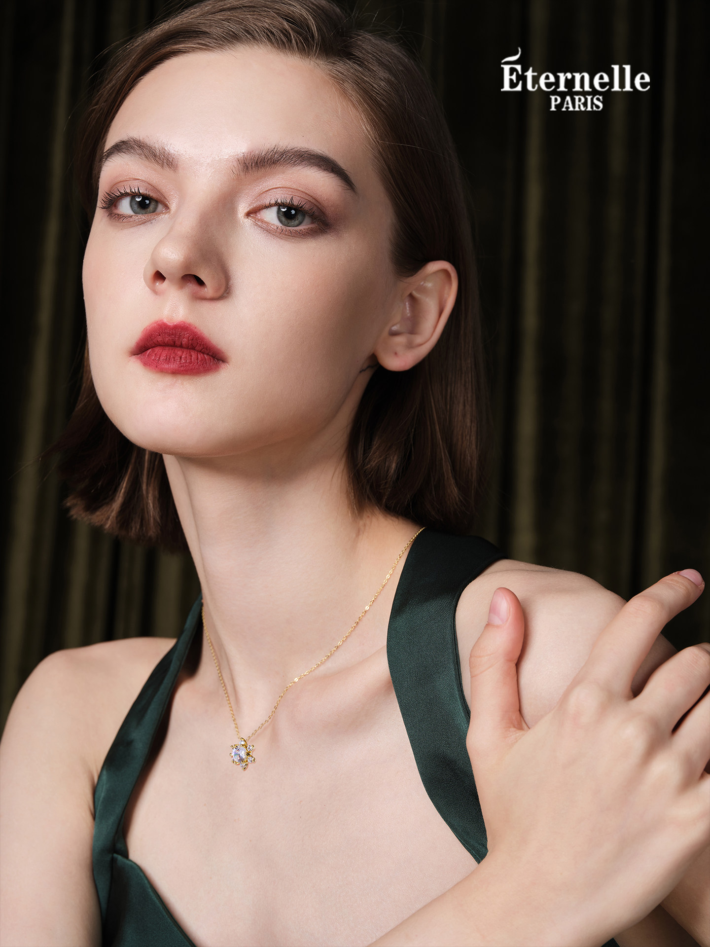 Eternelle French eternal snow necklace women's summer new fashion light luxury niche high-end silver clavicle chain