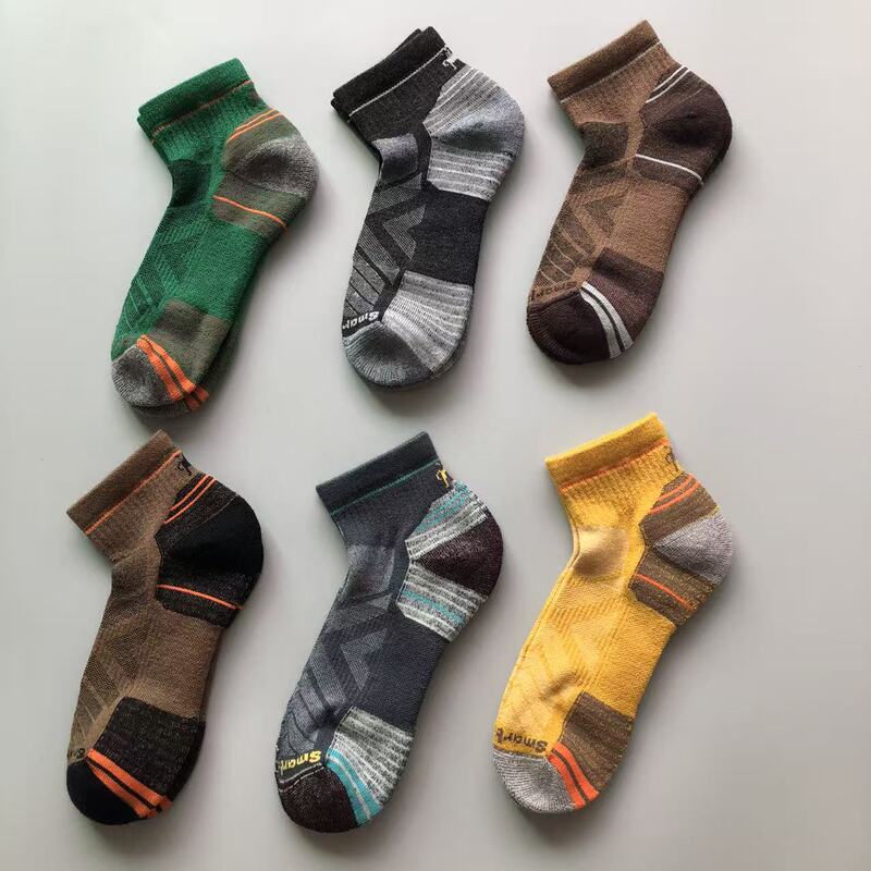 Smartwool Wool Socks Thickened Towel Socks Unisex Outdoor Hiking and Mountaineering Mid-Calf Socks