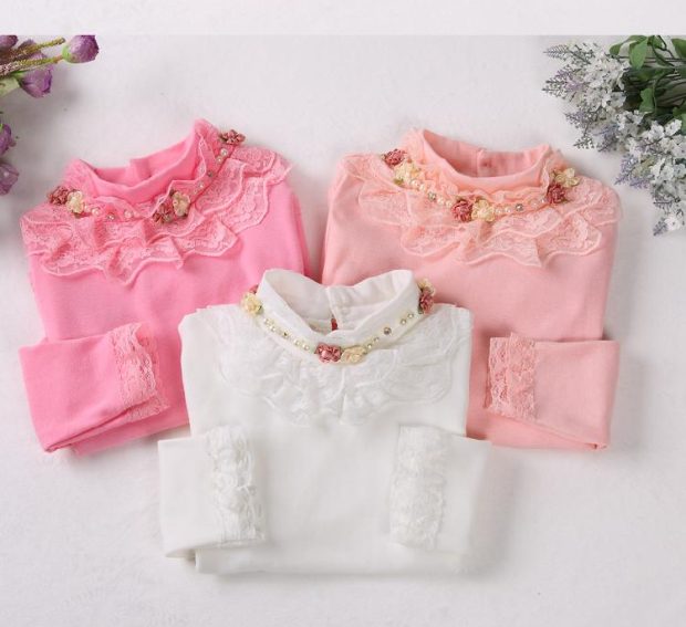 Các mẫu mùa thu và mùa đông cộng với nhung dày quần áo trẻ em gái ren áo đáy cao cổ áo trẻ em dài tay áo thun trẻ nhỏ quần áo trẻ em