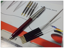 Ballpoint pen hero 590 rotating two-color ballpoint pen blue red old oil refill