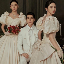 Photo studio theme retro Hong Kong style wedding dress French court gauze photo girl art photo clothing