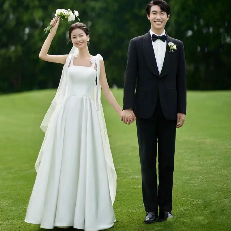 Studio location travel photography theme clothing wedding photography lawn photo minimalist wind photoshoot satin sling dress