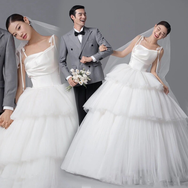 Photo studio theme clothing wedding photo dress Korean photo photo simple sling white satin tutu skirt clothing