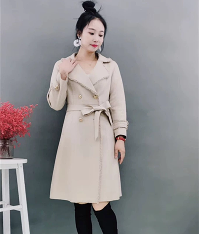 Áo khoác nữ mùa thu mới 2018 của Ji Jiayi QJY-18Q822 là áo khoác nữ mùa thu mỏng và dài - Trench Coat