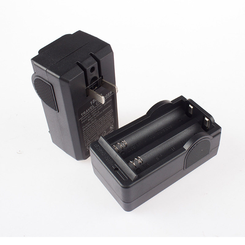 Smart 18650 Double sink seat charger Floodlight Flashlight 18650 Lithium Battery Charger Universal Double Sink