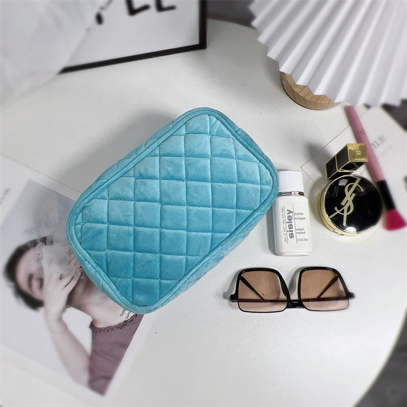 Orphan Clearance Fashion Elegant Square Zipper Flannel Large Cosmetic Bag Clutch