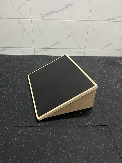 Fitness Wooden Stretching Board, Non-Slip Inclined Pedal, Squat Stretching Inclined Board, Deadlift Squat Foot Pad, Auxiliary Force Enhancement