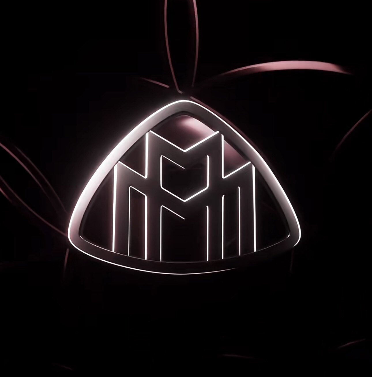 迈巴赫车品改装的LOGO