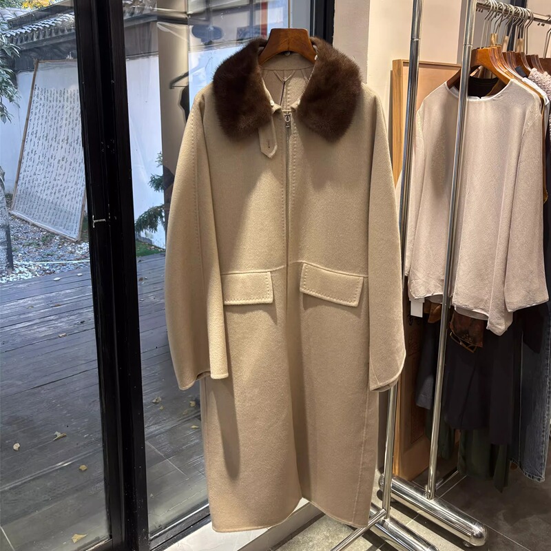 Danish Crown-Grade Mink Fur Collar/100% Alxa 16.93 Micron White Camel Wool Coat