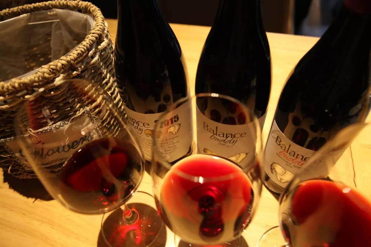 ��4��ƺúȲ�������һ���ʺ���