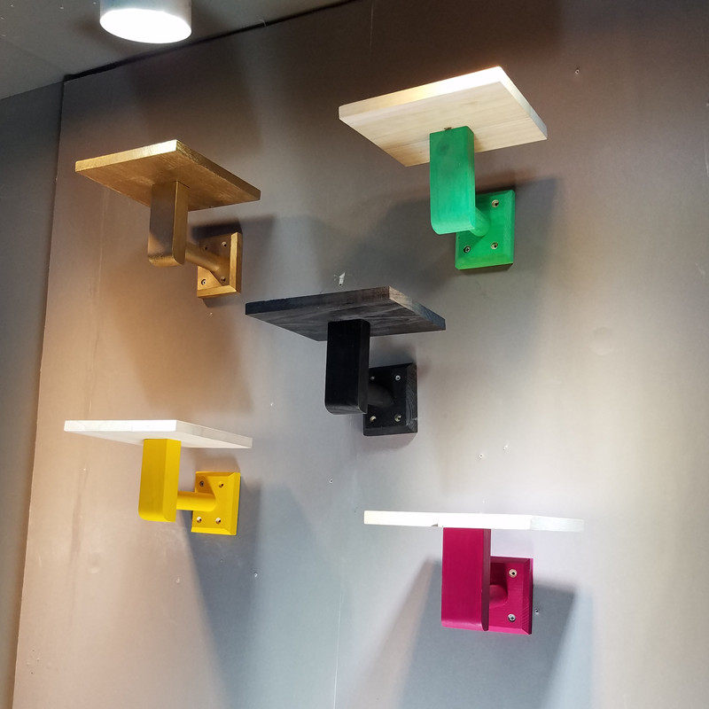 Clothing store hook retro wall hanging clothing display rack is hanging on the wall women's clothing shelf children's clothing store wall hanging shelf