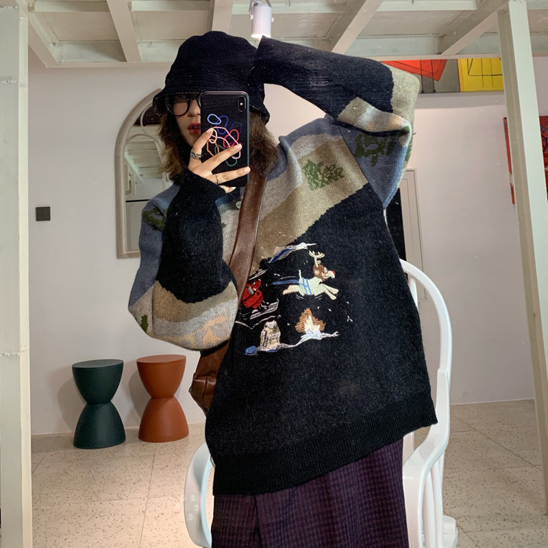 Generally cute loose lazy wind sweater women 2019 new retro Santa Claus embroidery autumn and winter knitted sweater