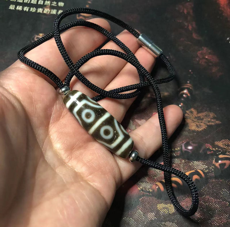 247【天珠八仙】〈上肯天珠/本物新品!!直接現地購入物〉..(多眼)17眼天珠..約3.4㌢  上肯天珠・七眼天珠 \u2013 天然石の店 ふうちゃん