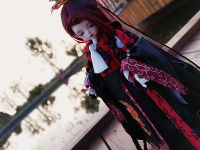 taobao agent [Liuguangwae] JP BJD costume baby clothing COS baby clothing and clothing custom three edition red feathers