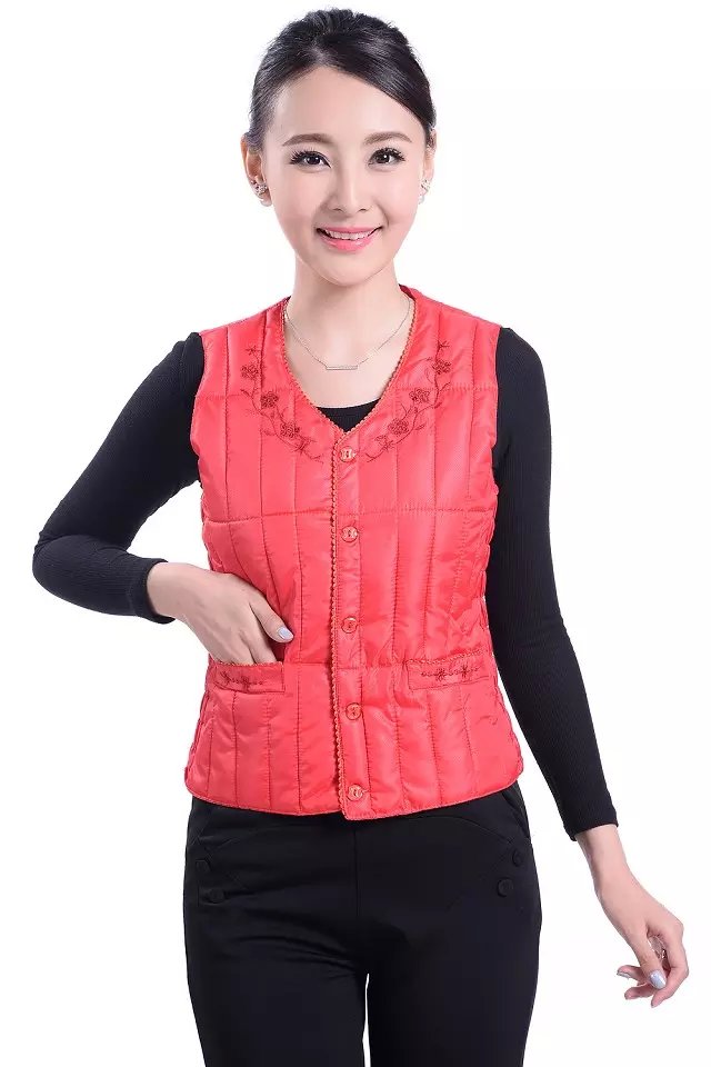Mùa thu và mùa đông trung niên dày xuống áo vest nữ ngắn đoạn cỡ lớn vest ấm áo vest mẹ tải lót áo kiểu nữ