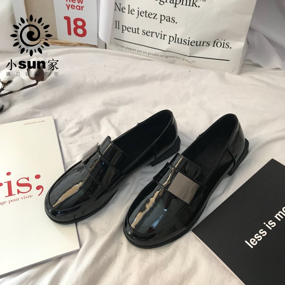 Little sun home Korea chic Joker Harajuku square head pu patent leather small leather shoes women 2021 new shoes tide autumn