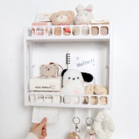 Студенческий общежитие артефакт на нижнем кровати, кровати, без поры и спальни, подвесные стены на кровати на коробке для хранения кровати