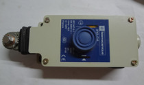 Original Schneider pull switch XY2CH13250 cable travel switch