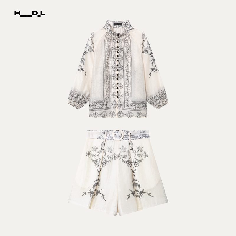 Huku's Buyer's Store Hdl Confiado Bohemian Vacation Style Printed Lantern Sleeve Shirt and Shorts Huku's Buyer's Store Hdl Confiado Bohemian Vacation Style Printed Lantern Sleeve Shirt and Shorts