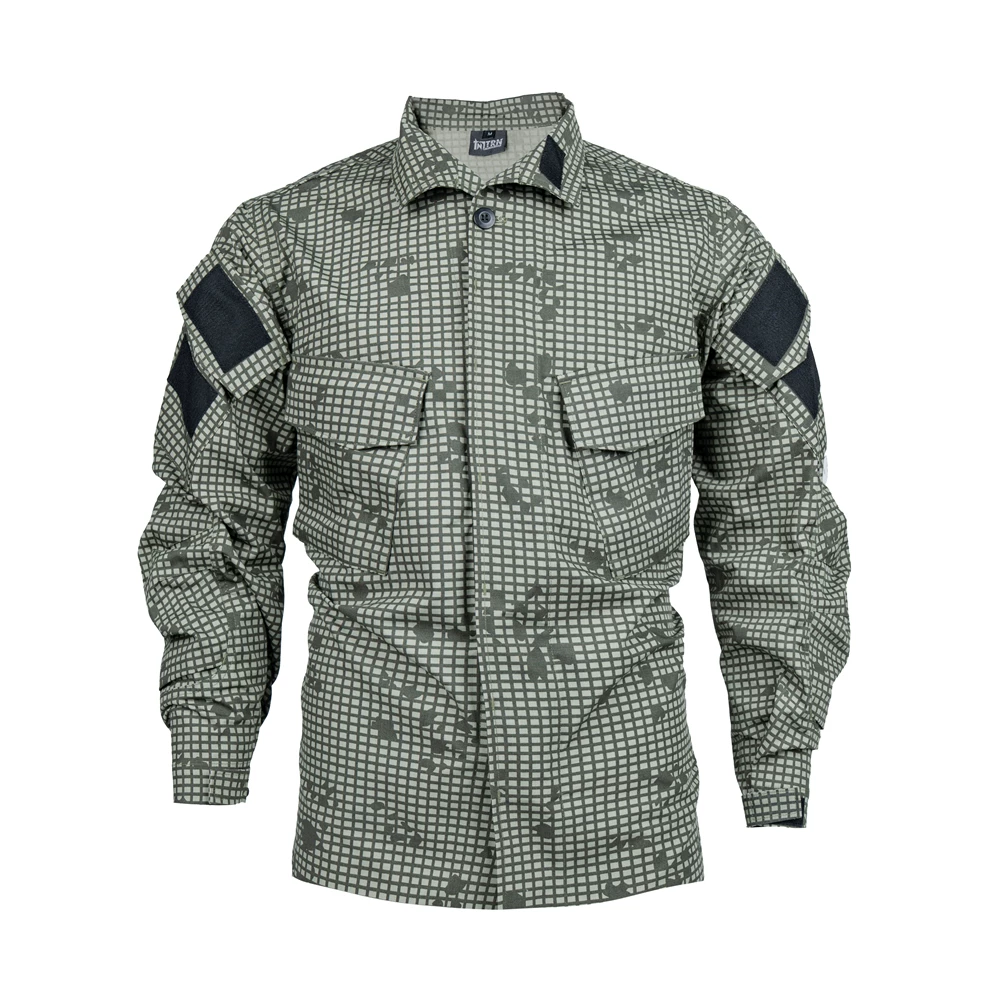 Vista frontal del uniforme L9 de chaqueta