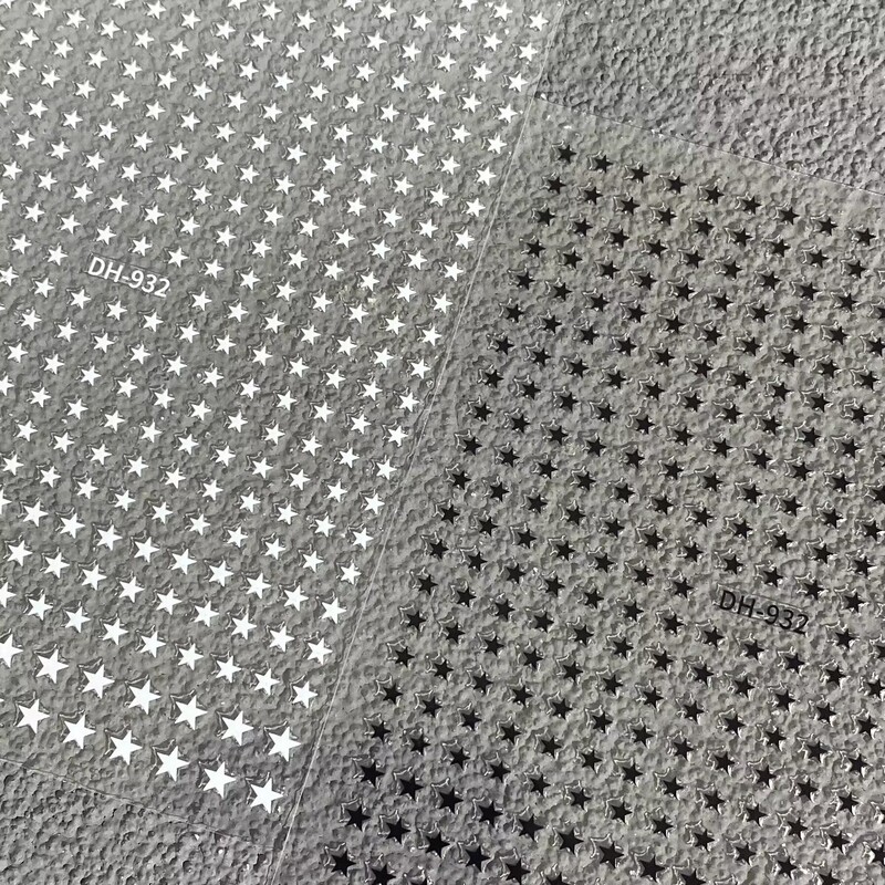 Popular Black and White Gold and Silver Mini Star Nail Stickers, Iridescent Starburst Pentagram Waterproof Adhesive Nail Decoration Stickers