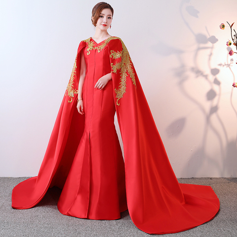Red dress, long suit, Chinese style, 2023 collection, for catwalk Red dress, long suit, Chinese style, 2023 collection, for catwalk
