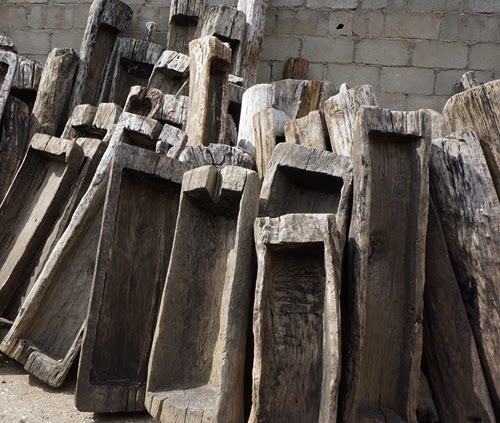 Lijiang deadwood wood flower trough wood trough flower pot fleshy wood flower pot Old wood weathered wood seed flower wood trough garden