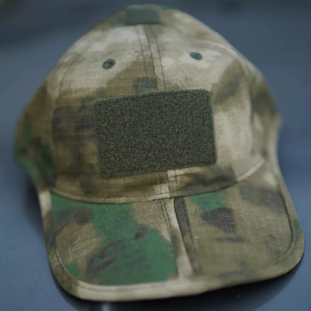 Gorra plegable lista para guardar