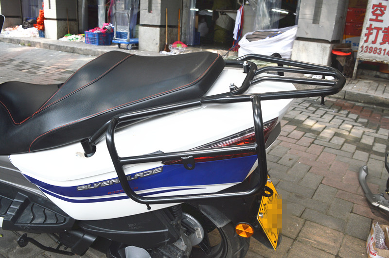 Qianjiang Benelli bạc lưỡi bên hộp BJ250T-8 hộp đặc biệt bên xe máy Qianjiang bên đuôi hộp thân cây hộp đựng đồ xe winner