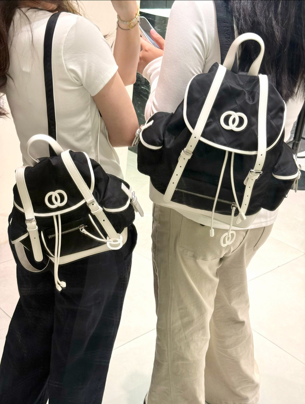26N Autumn and Winter New Retro Popular Ski Series Bag Women's Large Capacity Shoulder Crossbody Bag 26N Autumn and Winter New Retro Popular Ski Series Bag Women's Large Capacity Shoulder Crossbody Bag