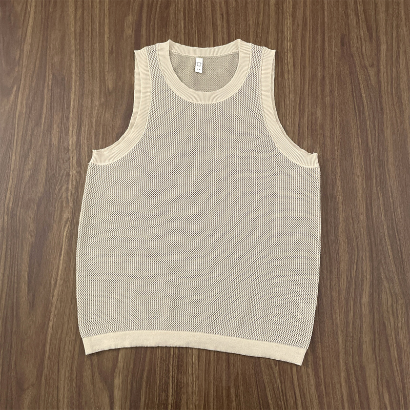 Old Money Style Knitted Vest for Men, Japanese Retro Loose Hollow-Out Sleeveless Top, Trendy and High-End Sleeveless T-Shirt Old Money Style Knitted Vest for Men, Japanese Retro Loose Hollow-Out Sleeveless Top, Trendy and High-End Sleeveless T-Shirt