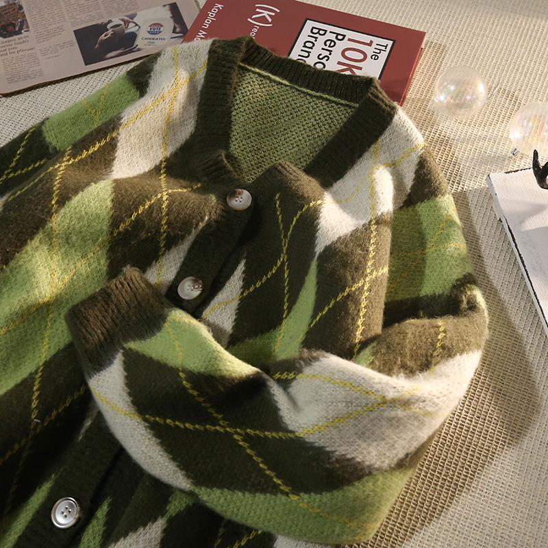 Japanese Retro Diamond-Pattern V-Neck Cardigan Sweater for Men, Autumn and Winter, Loose Thick Knitwear, Casual Lazy Style Jacket