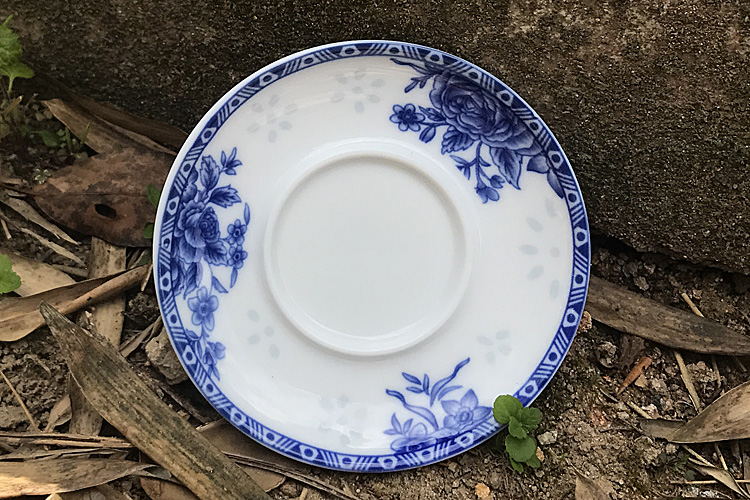 Bao gồm bát lớn Jingdezhen màu xanh và trắng gốm Kung Fu bộ tách trà Ngọc bích sứ sứ trắng sứ Jing chén bát phụ kiện - Trà sứ ấm pha trà thủy tinh