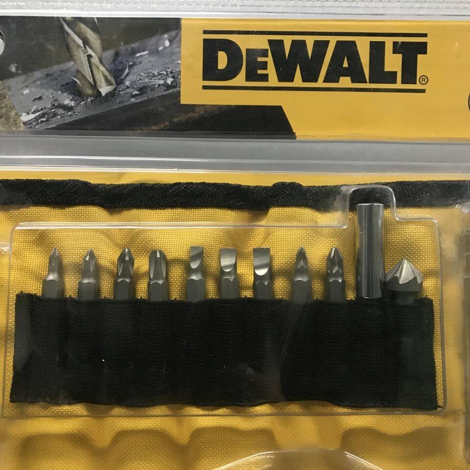 Отвёртка ударная 正品得伟dt7981  98件布包 木材 金属砖墙 钻头批头 套筒组套 Dewalt