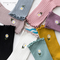 A little daisy for the little one) Day Ensemble Cute Cartoon Flowers Embroidered Curl Hemming Pile Socks Students 100 hitch JK socks summer