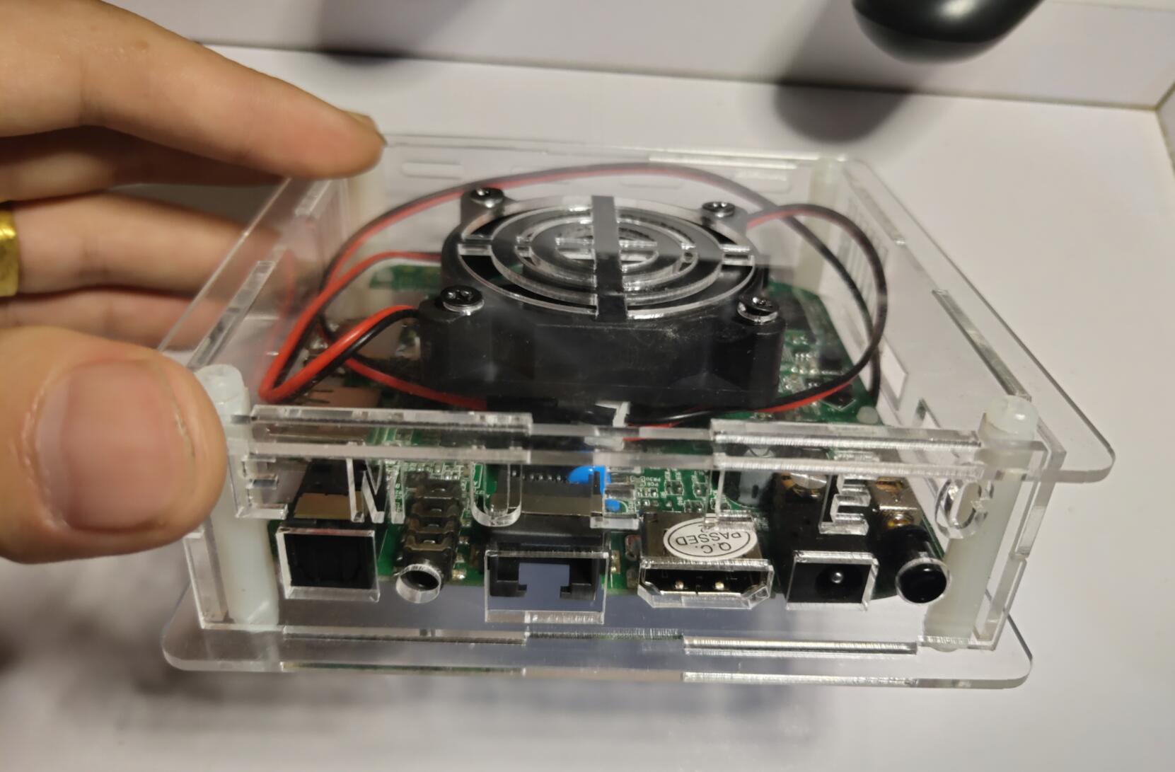 Handmade Customized Q5 quad-core full-net high definition internet high picture quality TV game box two-in-one