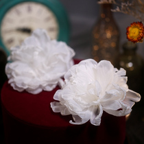 Bride hair accessories white beautiful silk yarn flowers Japanese and Korean wedding dress photo accessories Super fairy hairclip wedding headdress