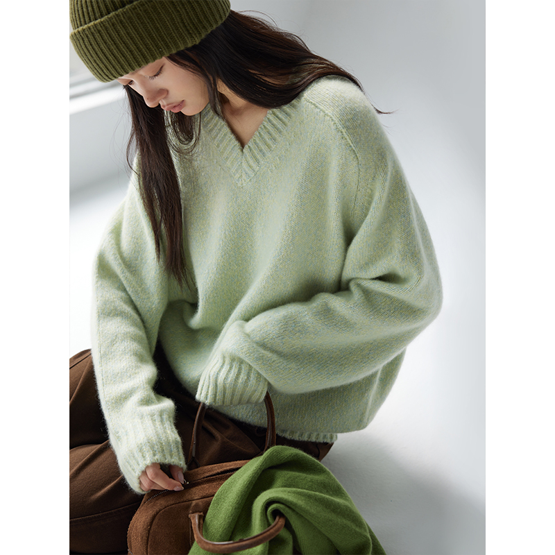 Zhihua/Harmony of Life Fluffy Cloud-Like Silk Cashmere Mixed Color Floral Yarn Minimalist Row Style Loose Silhouette V-Neck Sweater