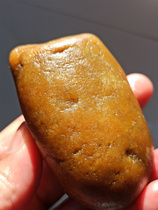 Low price promotion Shoushan Stone Field Yellow Jelly Seed Raw Stone Genuine Pattern Pige Changhua Laos Field Xinjiang Topaz