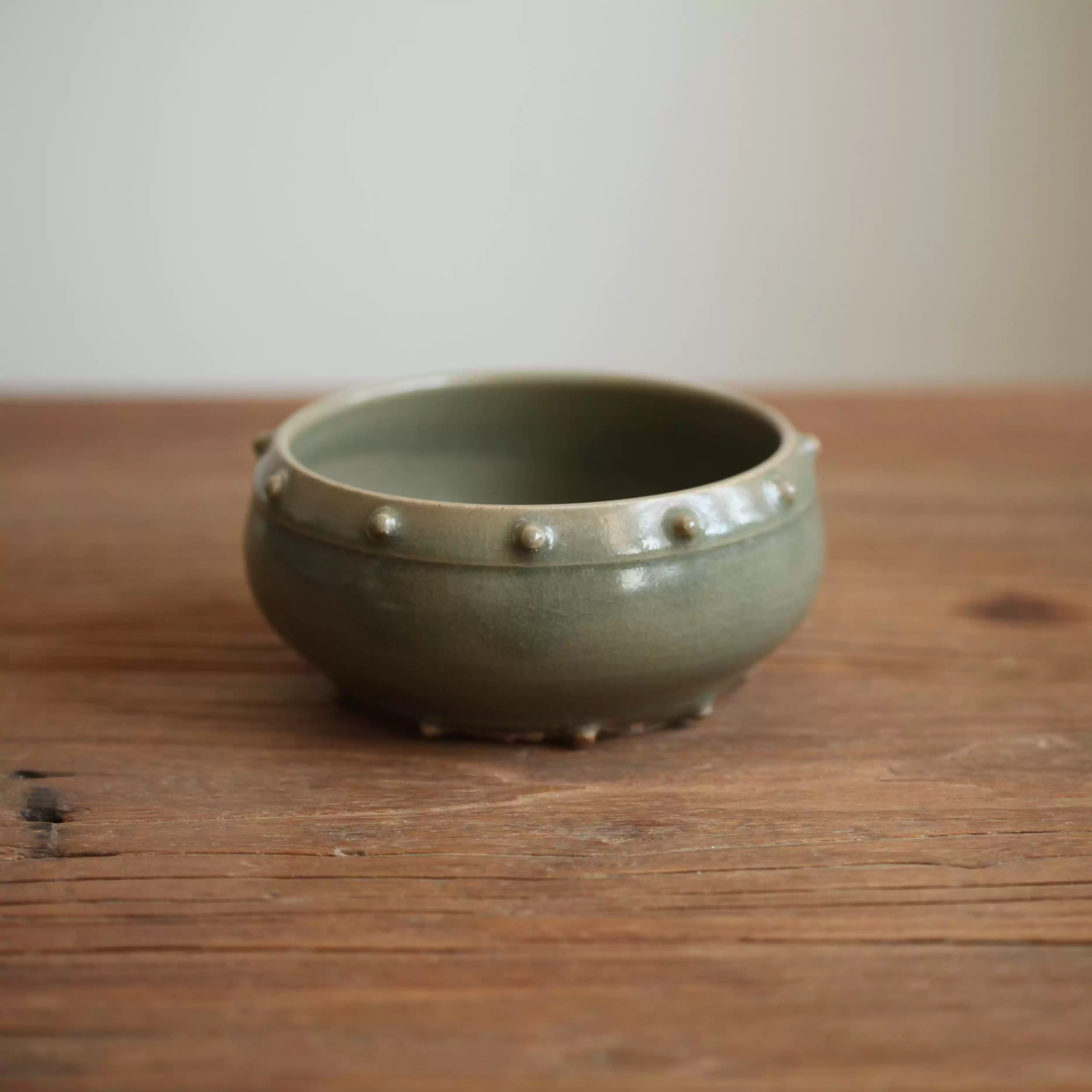 青灰釉 鼓钉水洗 鈞窯天藍釉鼓釘三足洗-宇珍國際藝術| Yu Jen Taipei東瀛秘藏:久手堅