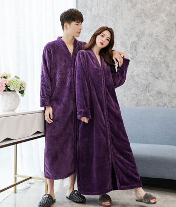 Women's Winter Thickened and Lengthened Nightgown That Reaches the Ankles, Loose-Fitting Nightdress with Zipper, Fleece-Lined Couple's Bathrobe for Men in Autumn