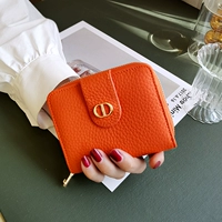 Очаровательная универсальная сумка из первого слоя яловой кожи оранжевого цвета.