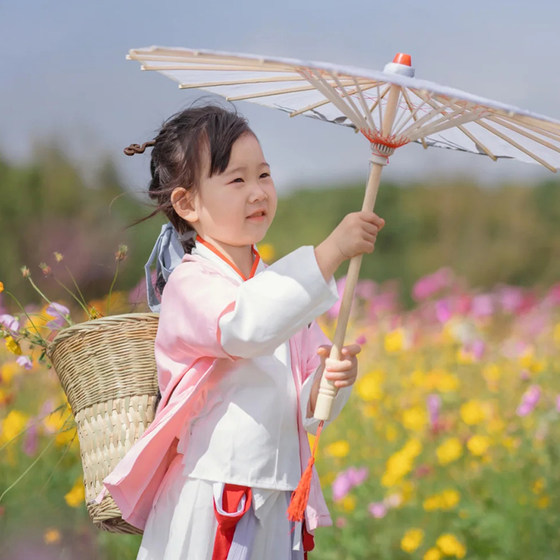 Small children's oil paper umbrella handmade girls ancient wind umbrella silk cloth classical dance dance performance ancient costume Hanfu ancient umbrella