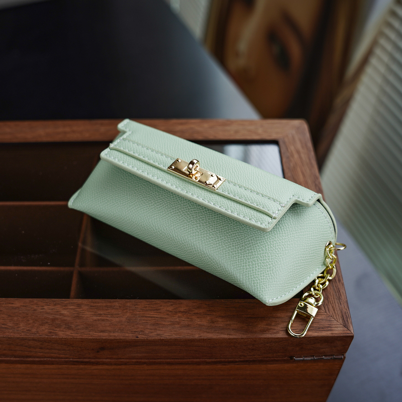 Casual and Stylish Glasses Case, Leather, Mint Green, Flip-Top, Metal Buckle, Chain Pendant, Portable Storage Box, Anti-Pressure Glasses Bag