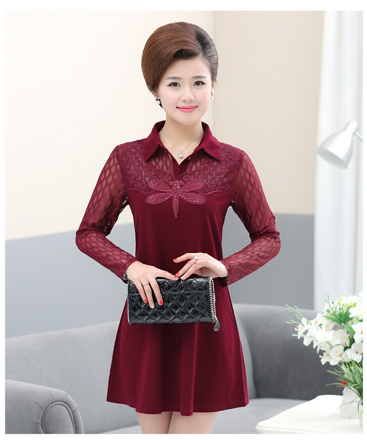 Áo thun nữ dài tay trung niên mùa xuân áo sơ mi chạm đáy áo sơ mi mẹ mới mùa xuân và mùa thu đầm ren trong phần dài váy trung niên đẹp