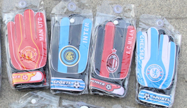 Gants de football - Ref 2590654 Image 4