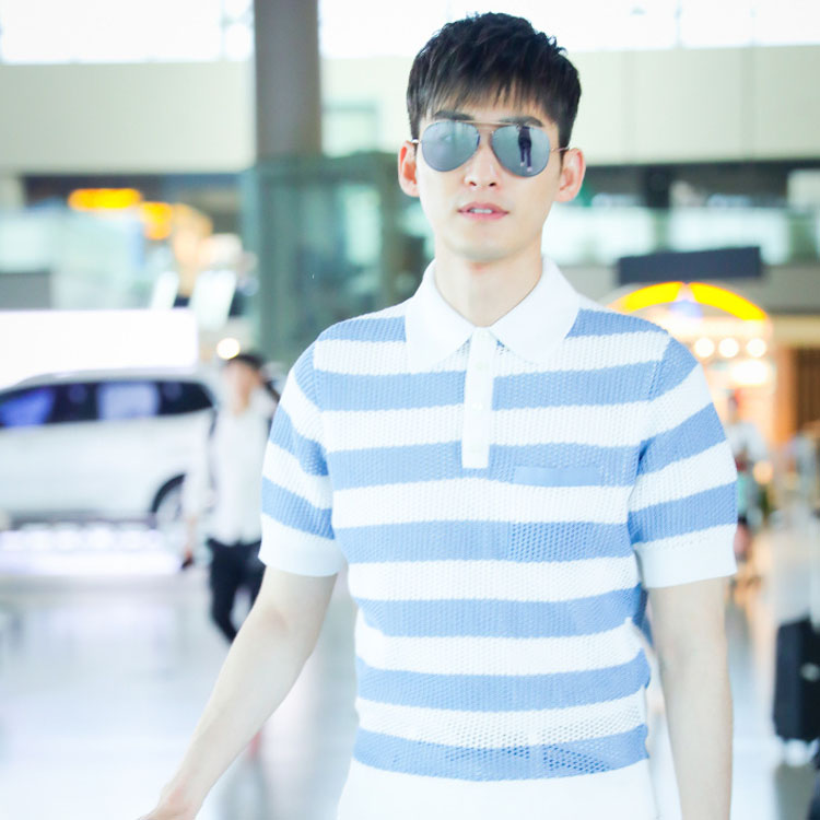 Dây ấm chiếm Nam chuỗi Zhang Han với màu xanh và trắng sọc POLO áo sơ mi ngắn tay T-shirt nam mùa hè Hàn Quốc phiên bản của một nửa tay áo dệt kim áo polo đồng phục