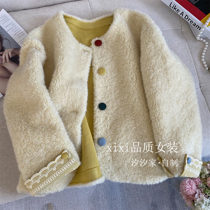 European Colorfulful Buttoned Fur All-In-One Outwear for Women 2025 Autumn and Winter New Popular Fur Outwear Lamb Wool Top