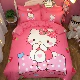 Phim hoạt hình kt Hello Kitty lưới màu đỏ trẻ em giường bông ba hoặc bốn bộ bông công chúa gió giường chăn tấm